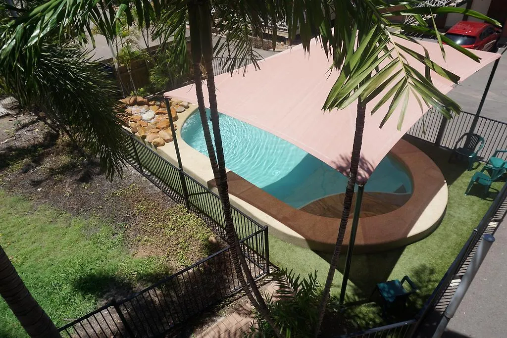 Motel Yongala Lodge By The Strand